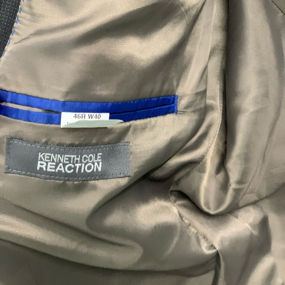 3 Kenneth Cole reaction suits mint - Picture 2 of 8